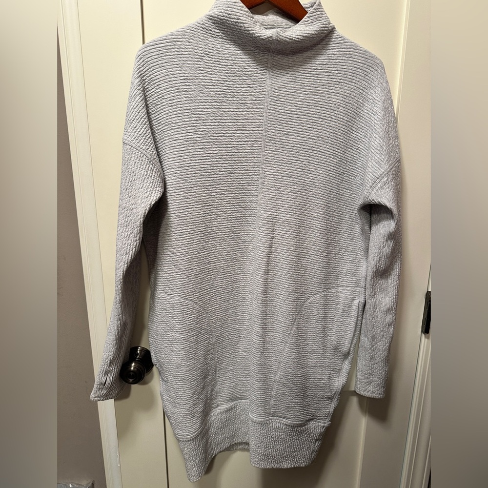 Lululemon call for cozy dress size 8